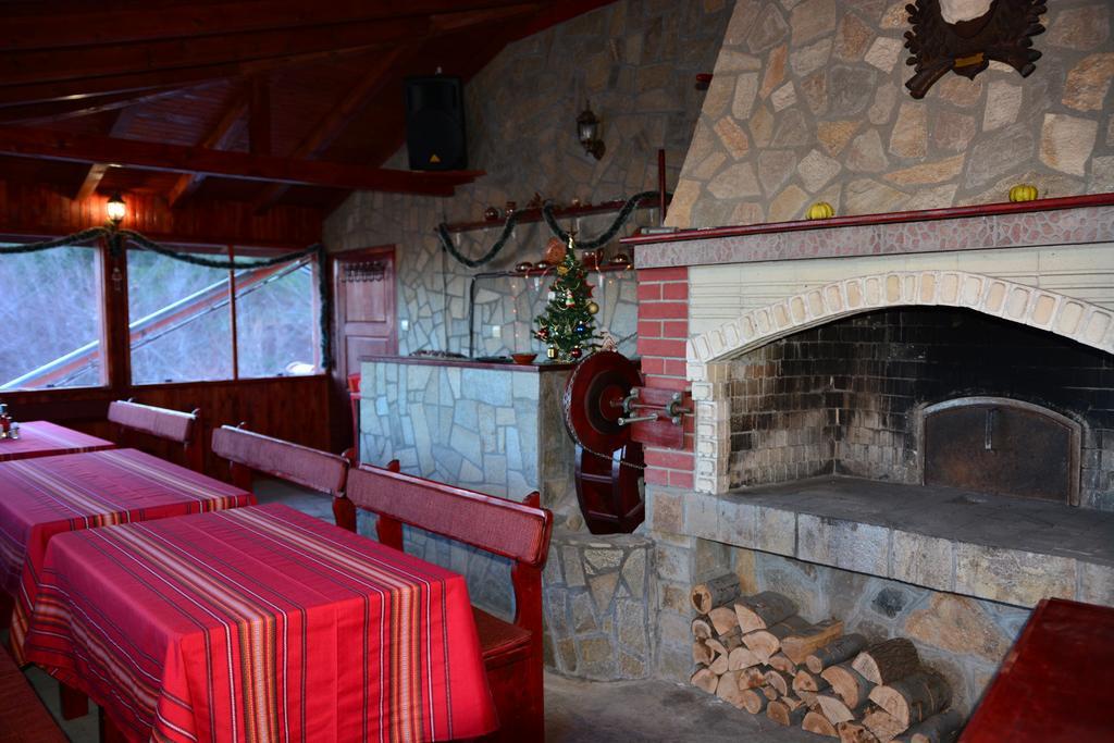 Family Hotel Diana Ljaszkovo Kültér fotó