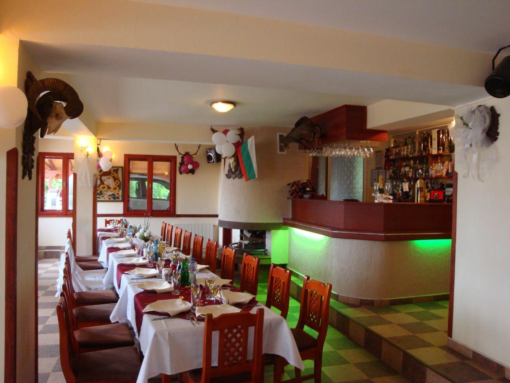 Family Hotel Diana Ljaszkovo Kültér fotó