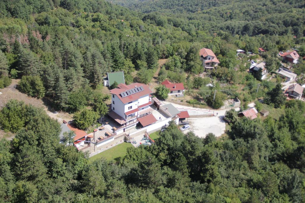 Family Hotel Diana Ljaszkovo Kültér fotó