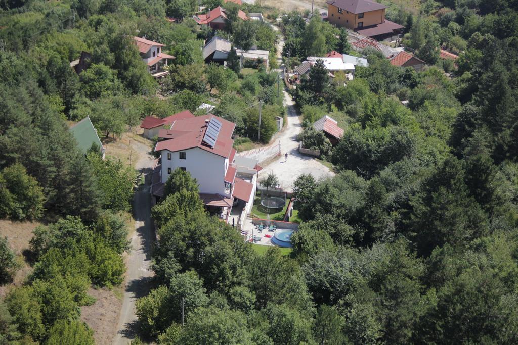 Family Hotel Diana Ljaszkovo Kültér fotó