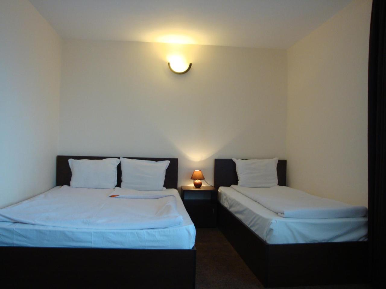 Family Hotel Diana Ljaszkovo Kültér fotó