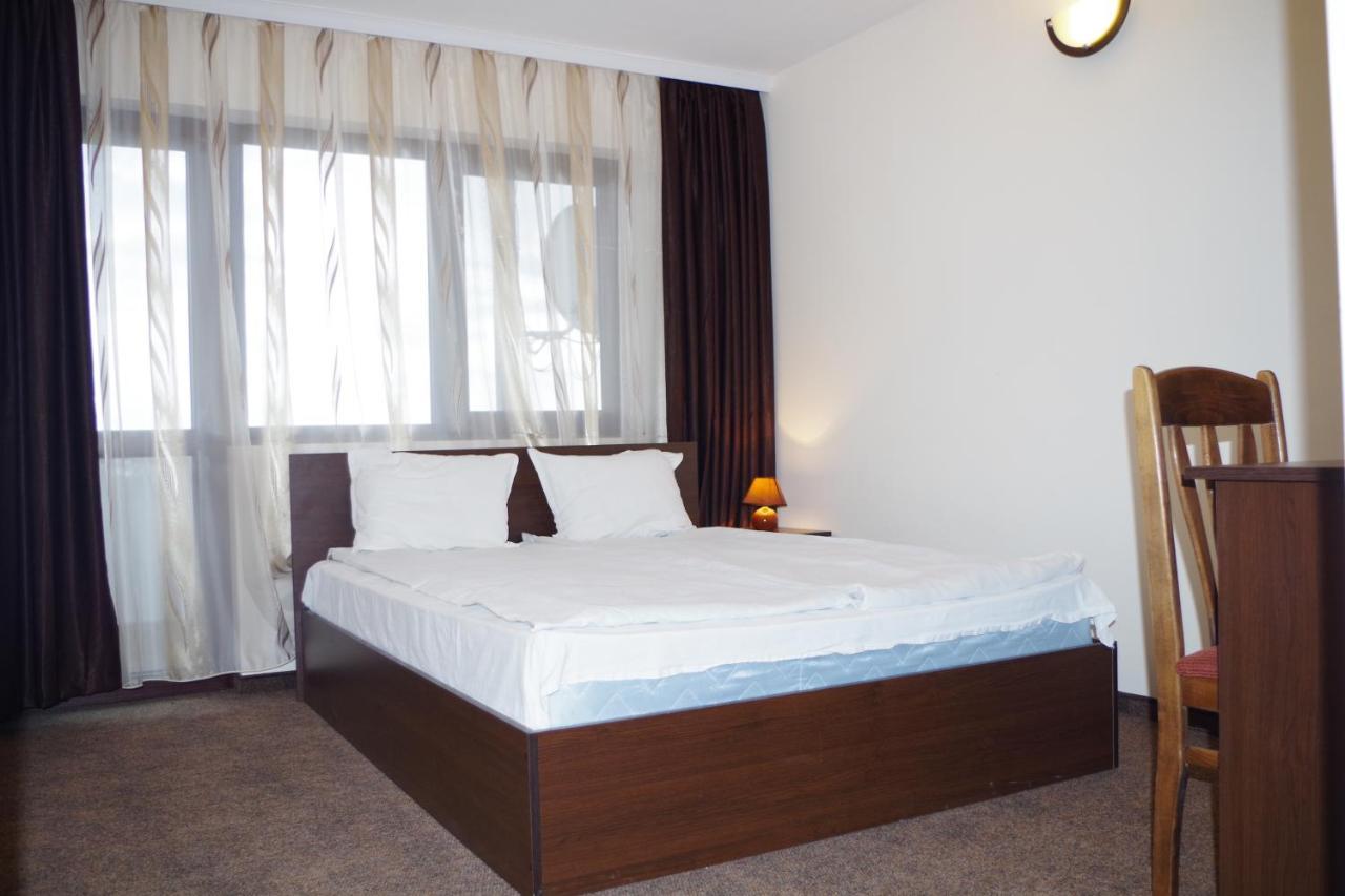 Family Hotel Diana Ljaszkovo Kültér fotó
